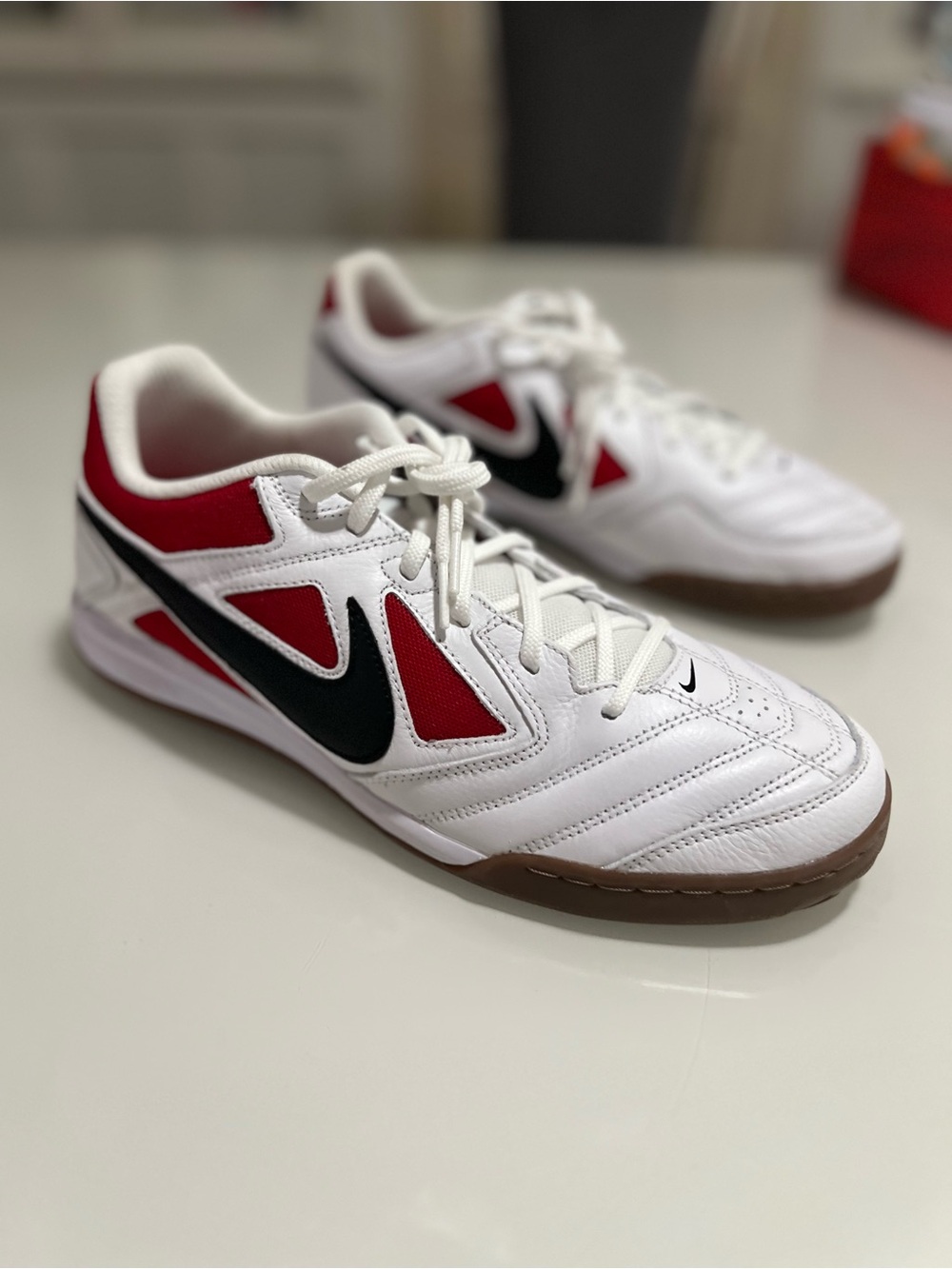 Nike White, Red & Black Indoor Athletic Shoes GATO